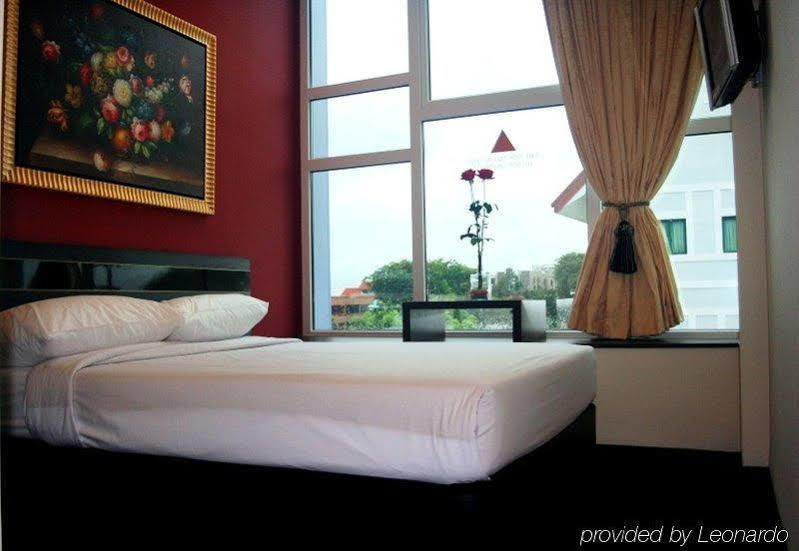Hotel 81 Kovan Singapur Dış mekan fotoğraf