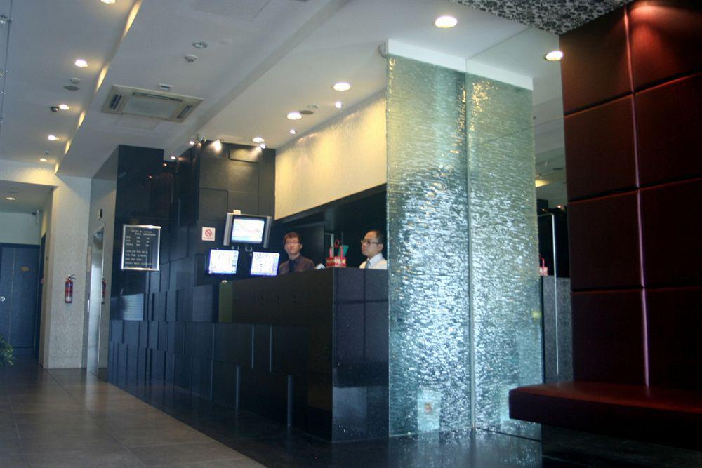 Hotel 81 Kovan Singapur Dış mekan fotoğraf